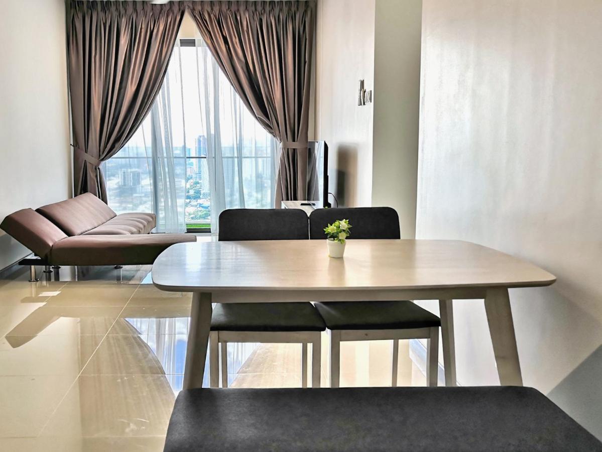 Kl View Near Desa Park Mont Kiara 8-9pax 中文房东 Kuala Lumpur