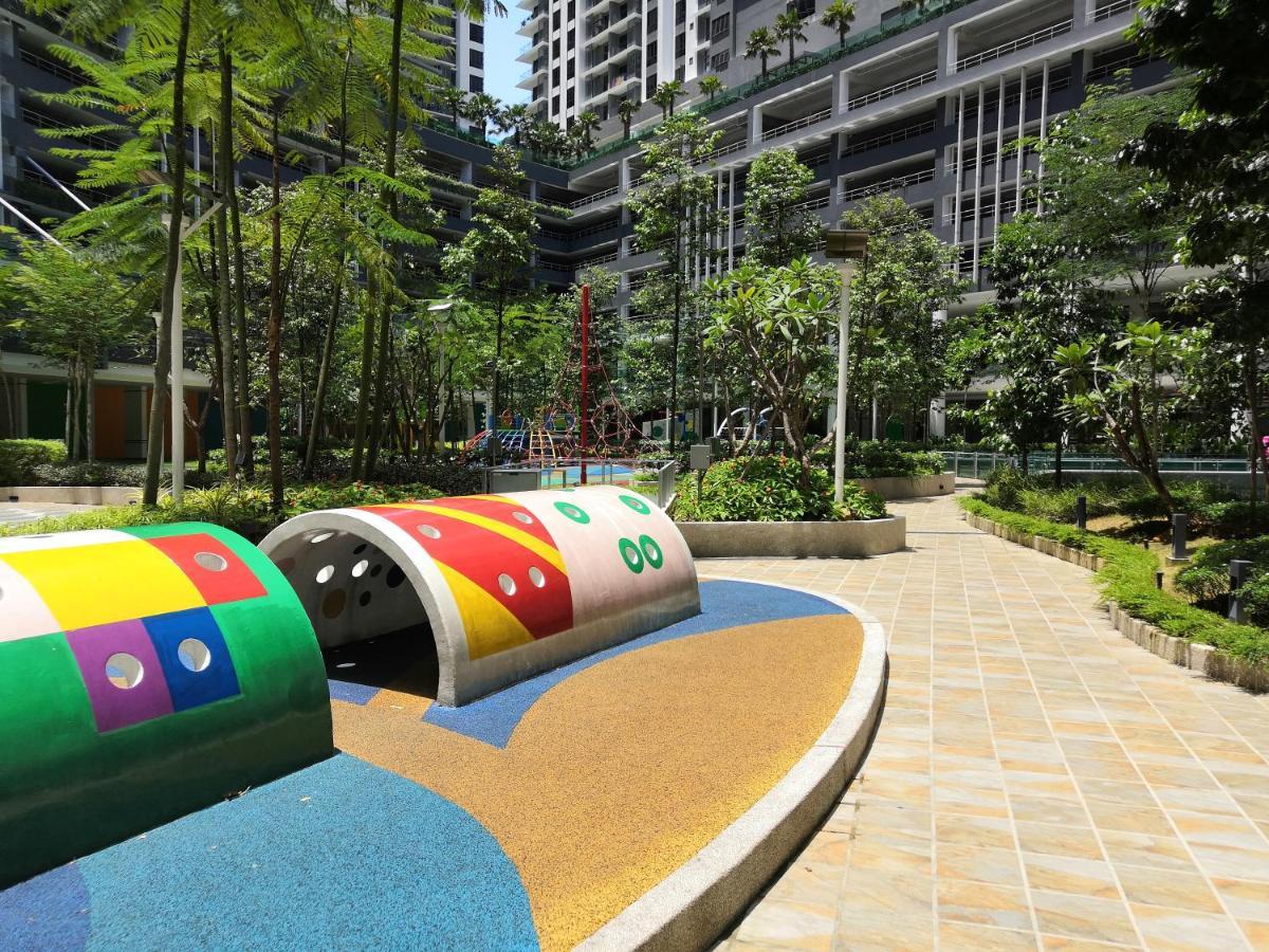 Kl View Near Desa Park Mont Kiara 8-9pax 中文房东 * Kuala Lumpur