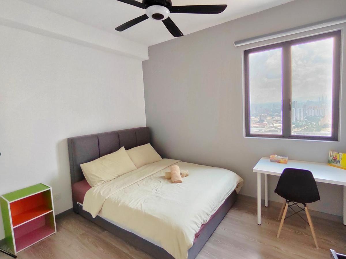 Kl View Near Desa Park Mont Kiara 8-9pax 中文房东 Kuala Lumpur
