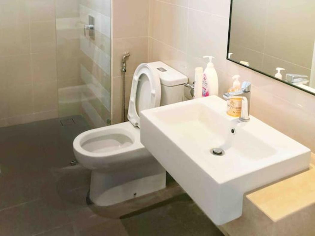 Apartment Kl View Near Desa Park Mont Kiara 8-9pax 中文房东 Kuala Lumpur